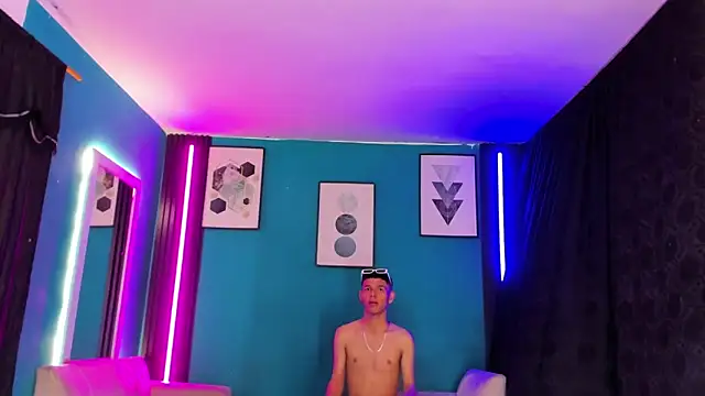 Marcus_and_Tony webcam