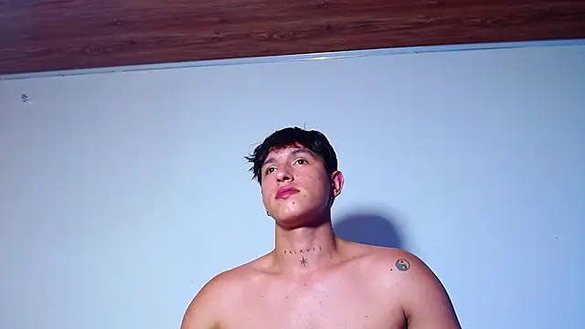 rowanbigboy23 webcam