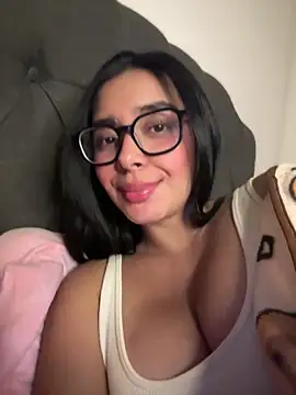 miasofia__ (F young) - control toy x 6 min🫣🔥🥵