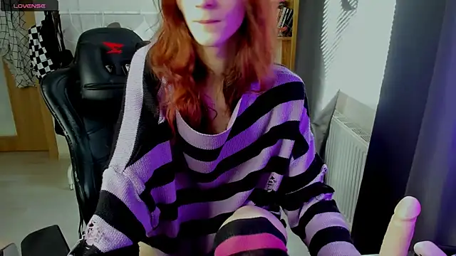 iceseeker2 (M twink) - Totally naked