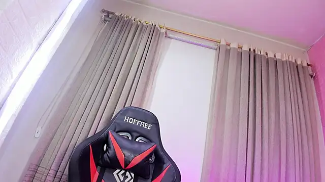 engel_boss - Engel_boss's free webcam - UK Sex Cams