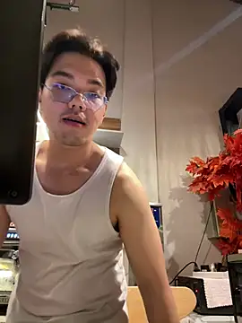 lucas-n888 (M young) - Nude and cum with me🌿