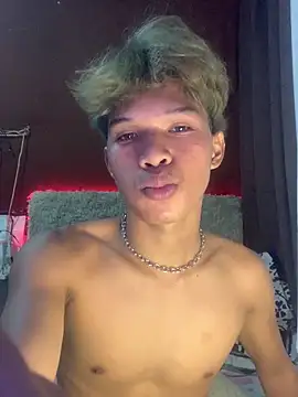 nick_cummer12 (M twink) - CUM SHOW