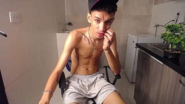 zamaelprime_ (M young) - Make me cum with a lot of milk🍆💧😊