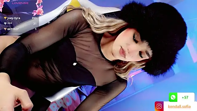 sophiaa_doll_ - Sophiaa_doll_'s free webcam - UK Sex Cams