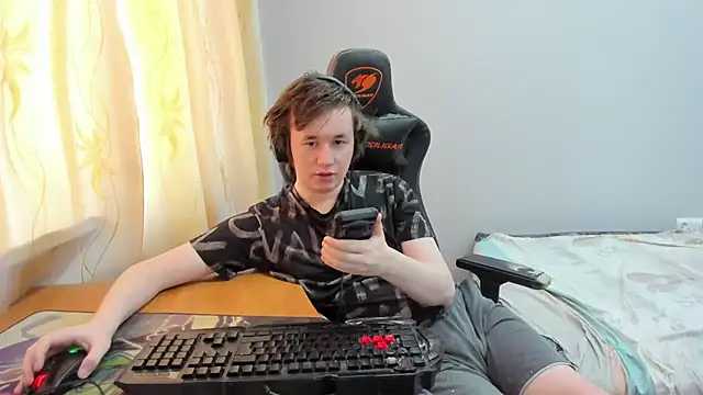 iliaskrislove webcam