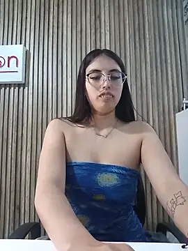 Valk_submissive webcam