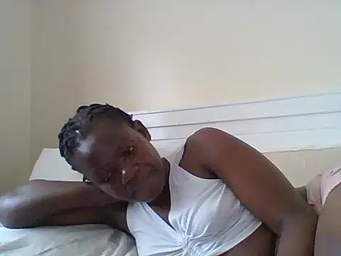 DAILY_HOTTIE33 webcam