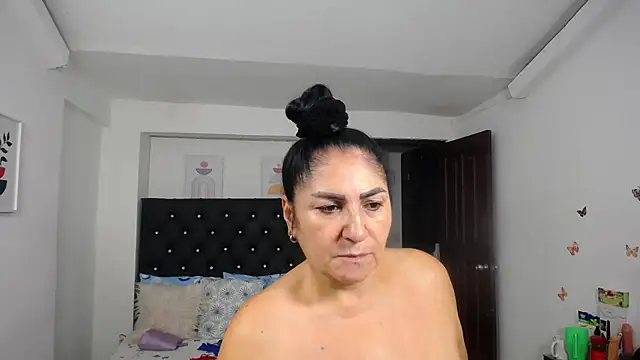 mature_bigboobs10 webcam