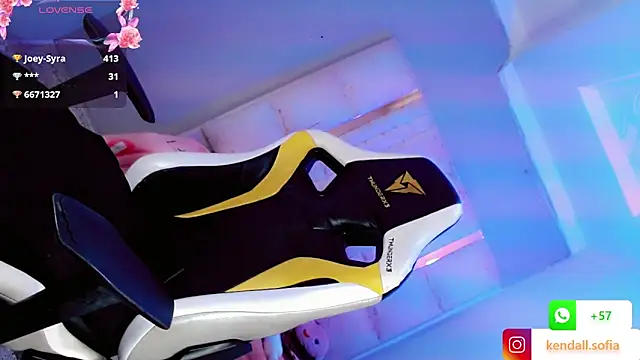 Sophiaa_doll_ webcam