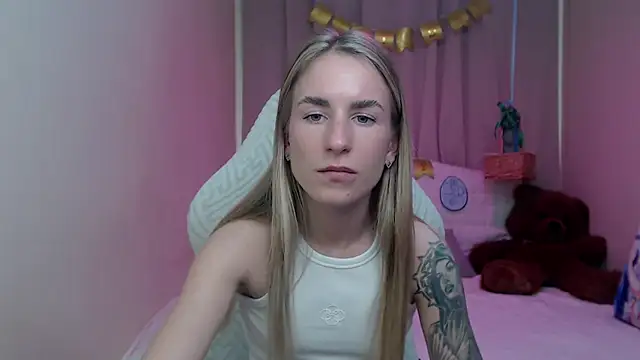 DeboraHorny webcam