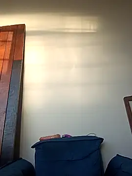 Meninaveneno26 webcam