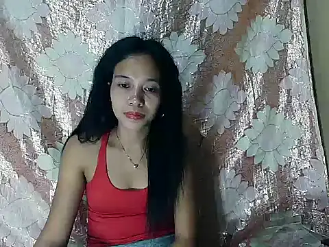 PinaySkinnyGirl webcam