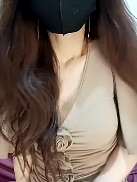 Webcam Model (Sammy226969)  is live.Free join now!