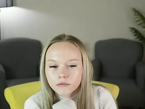 MadieTrajillo webcam