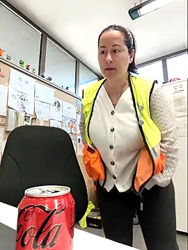 Webcam Model (bichota85) is live