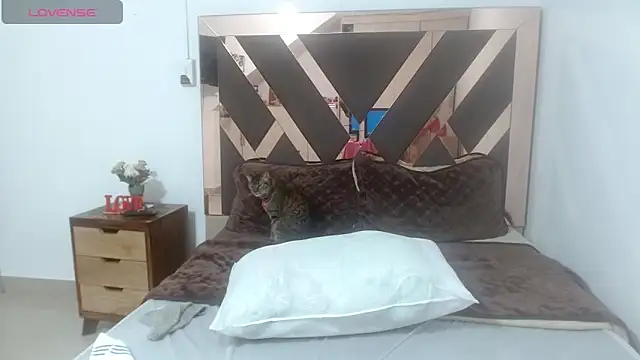 lindaesmeralda webcam