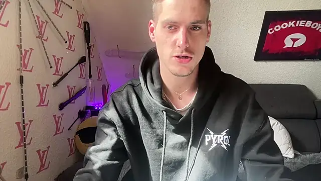 Cookieboy88 webcam