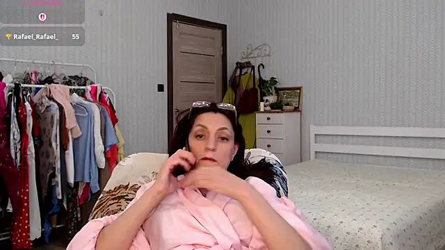 Vivian-Alluring webcam