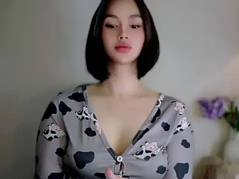 Anna_HollyDoll webcam