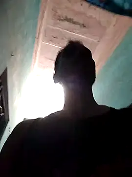 Daddyishere_19 webcam