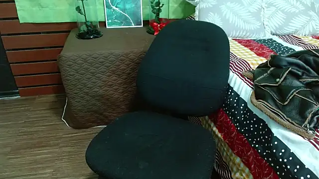 _Alexandra_Jones webcam