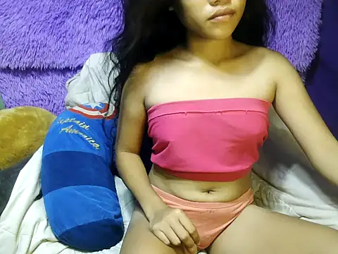 kiffy_miley79 webcam