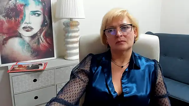 luna_xfantasy webcam