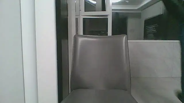 nole_china7 (Ask my age) - talk / fun / cum