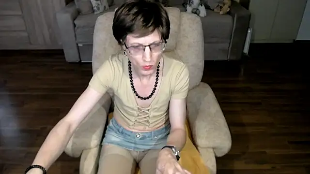 clementine (Ask my age) - #ahegao #anal #bisexuals #blowjob #brunettes #cam2cam #cheap-privates #deepthroat #erotic-dance #facesitting #fingering #gagging #handjob #hd #humiliation #masturbation #oil-show #penis-ring #petite #recordable-privates #recordable-publics #sex-toys #shaven #small-audience #striptease #white