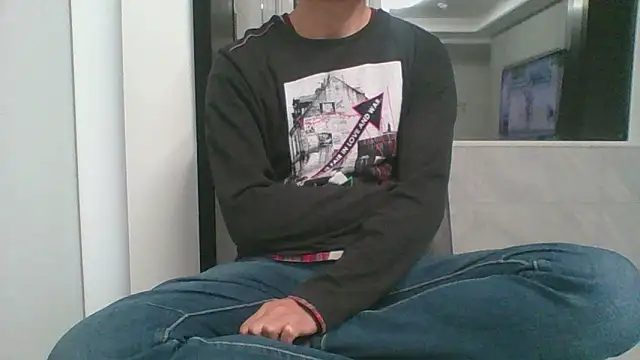 nole_china7 (Ask my age) - talk / fun / cum