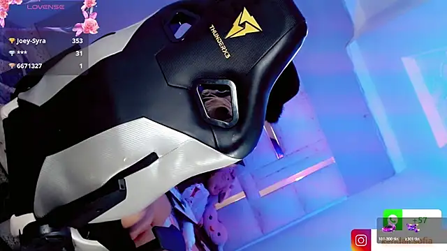 Sophiaa_doll_ webcam