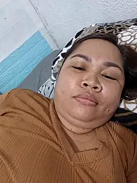 Webcam Model (Sweetlorie_83)  is live.Free join now!