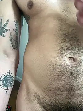 latinoxx1992 (M young) - blow clouds