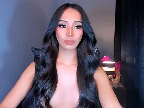 xUrGoddess_islaCumsAlotx webcam