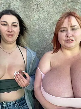 SweetCuteGirls1023 webcam