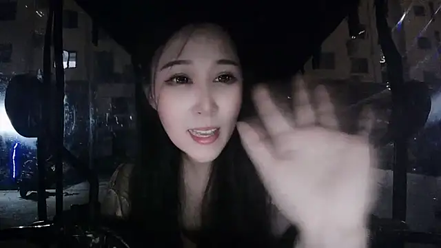 美女Fannywell在线直播