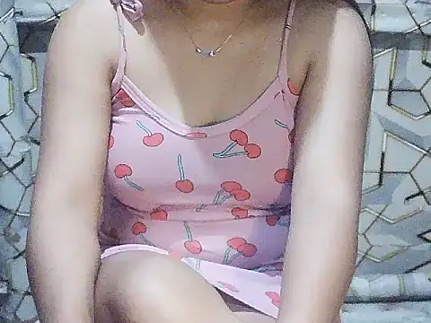 AsianHornyPussy69 webcam