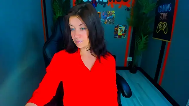 anamills (F milf) - apply red lipstick