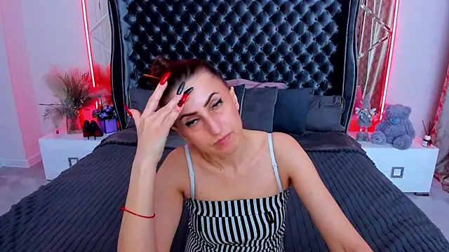 rebecca_diamond (F milf) - for a happy smile)))