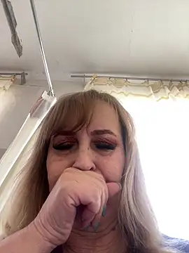 Irina2909@xh live sex cam