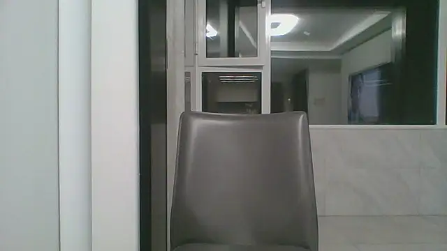 nole_china7 (Ask my age) - talk / fun / cum