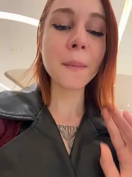 rosiesecret (F young) - TAKE OFF anyBOTTOM clothes toREVEAL PUSY