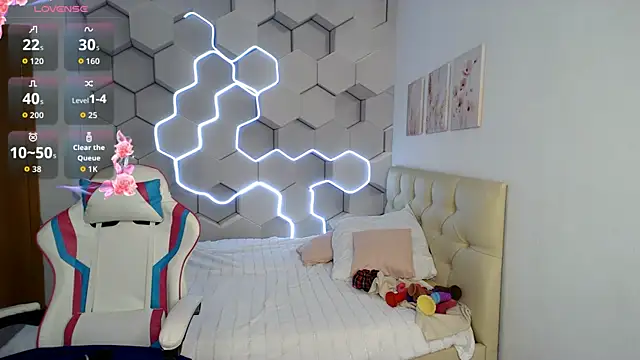 aliicemeow (F teen) - nipple play💋