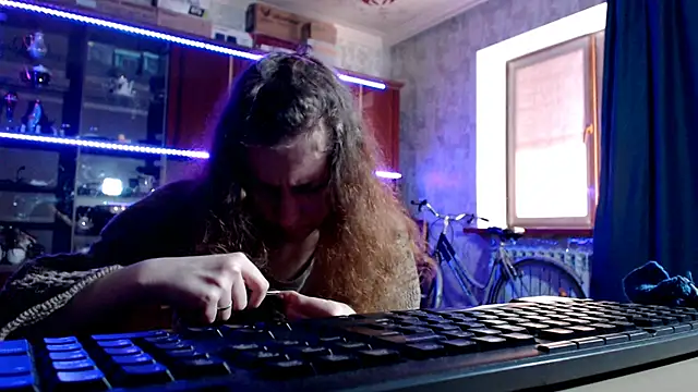 pa1e_pr1ncess - Pa1e_pr1ncess's free webcam - UK Sex Cams