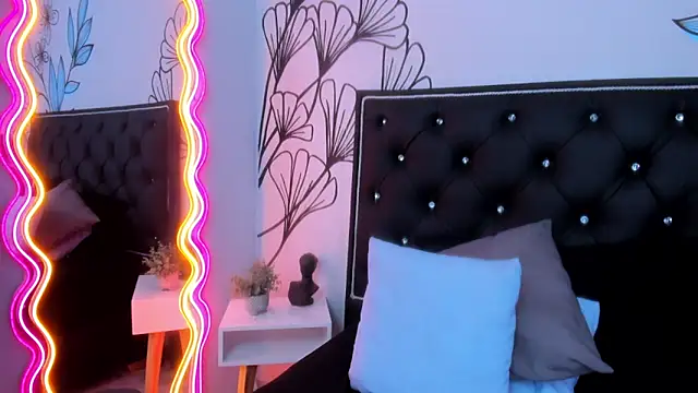 Sweet_Ariadna_ webcam