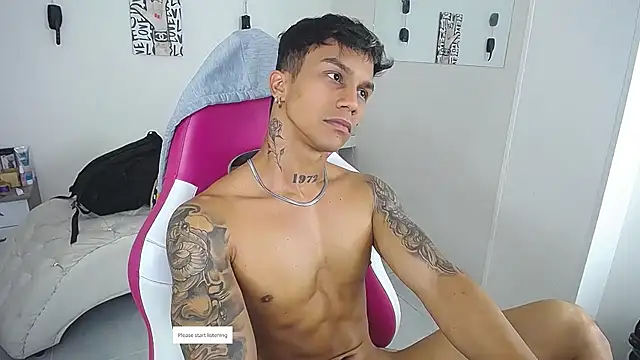 Leonard_Price webcam