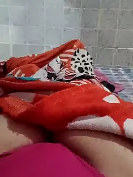 Millyhsantos webcam