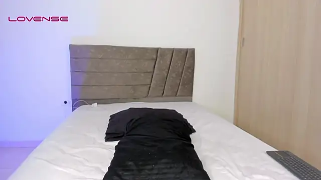 Soft_Temptationxx webcam