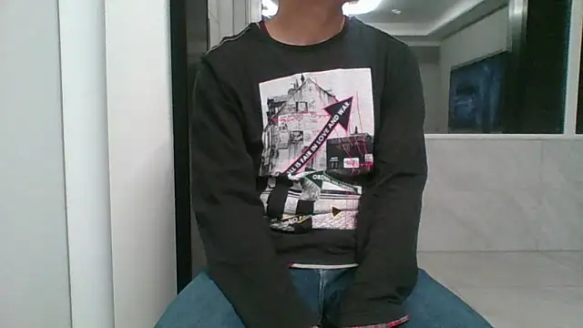 nole_china7 (Ask my age) - talk / fun / cum